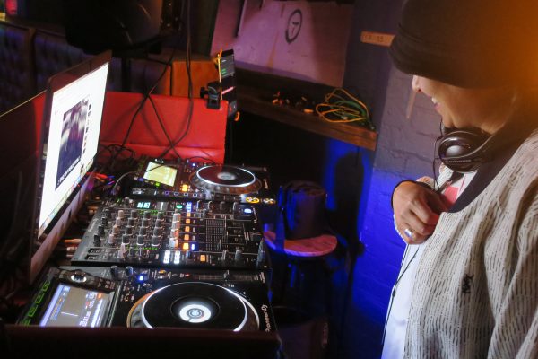 Ali Kat DJs the after party